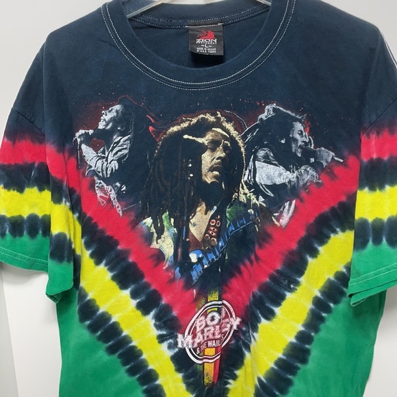 Vintage Bob Marley & The Wailers Zion Tie Dye T Shirt! Excellent Used Condition!